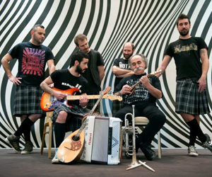 Koza Mostra & Agathonas Iakovidis