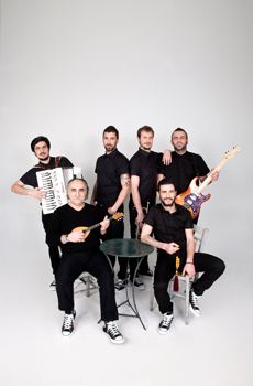 Koza Mostra & Agathonas Iakovidis