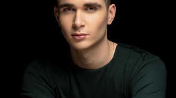 Victor Vernicos