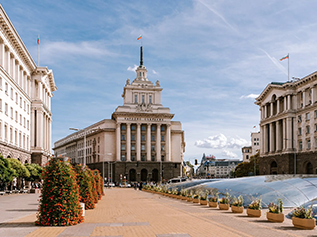Place Largo et Assemblée Nationale (Sofia)