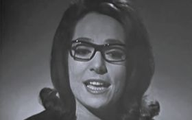 Nana Mouskouri