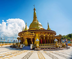 Temple d'Or de Bandarban